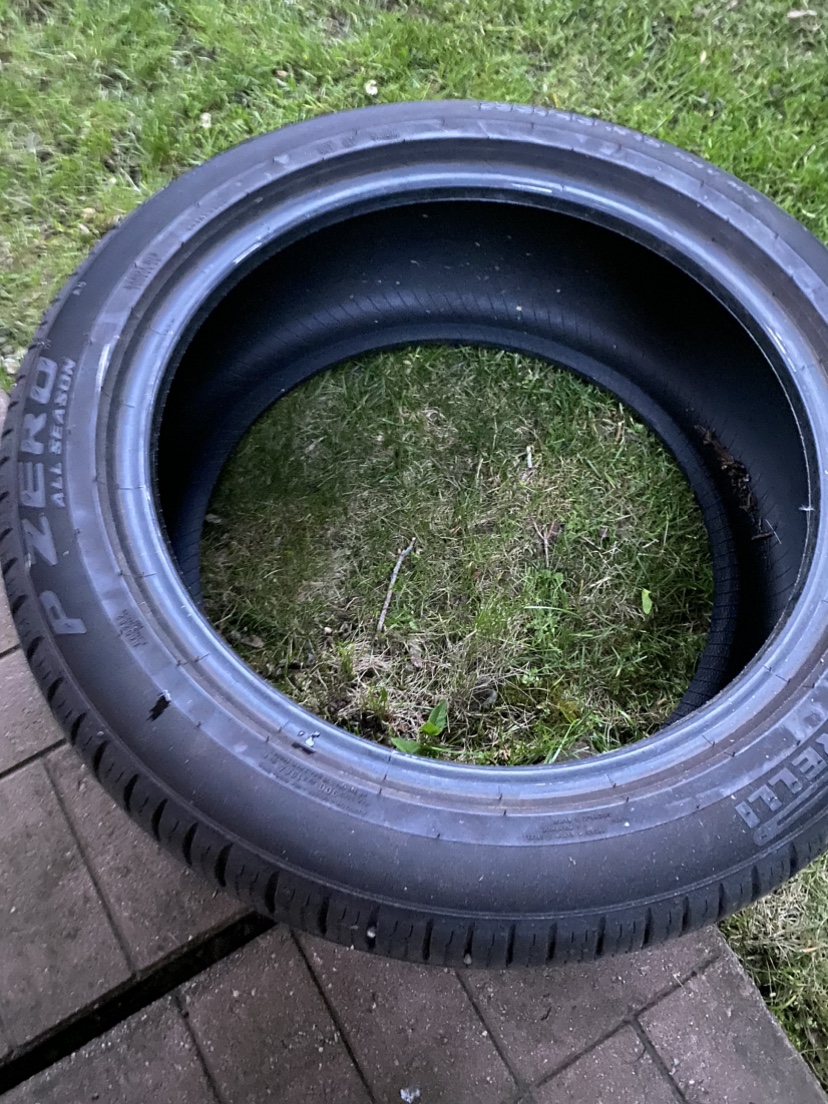 Pirelli P-ZERO 235/45/19 - photo 4