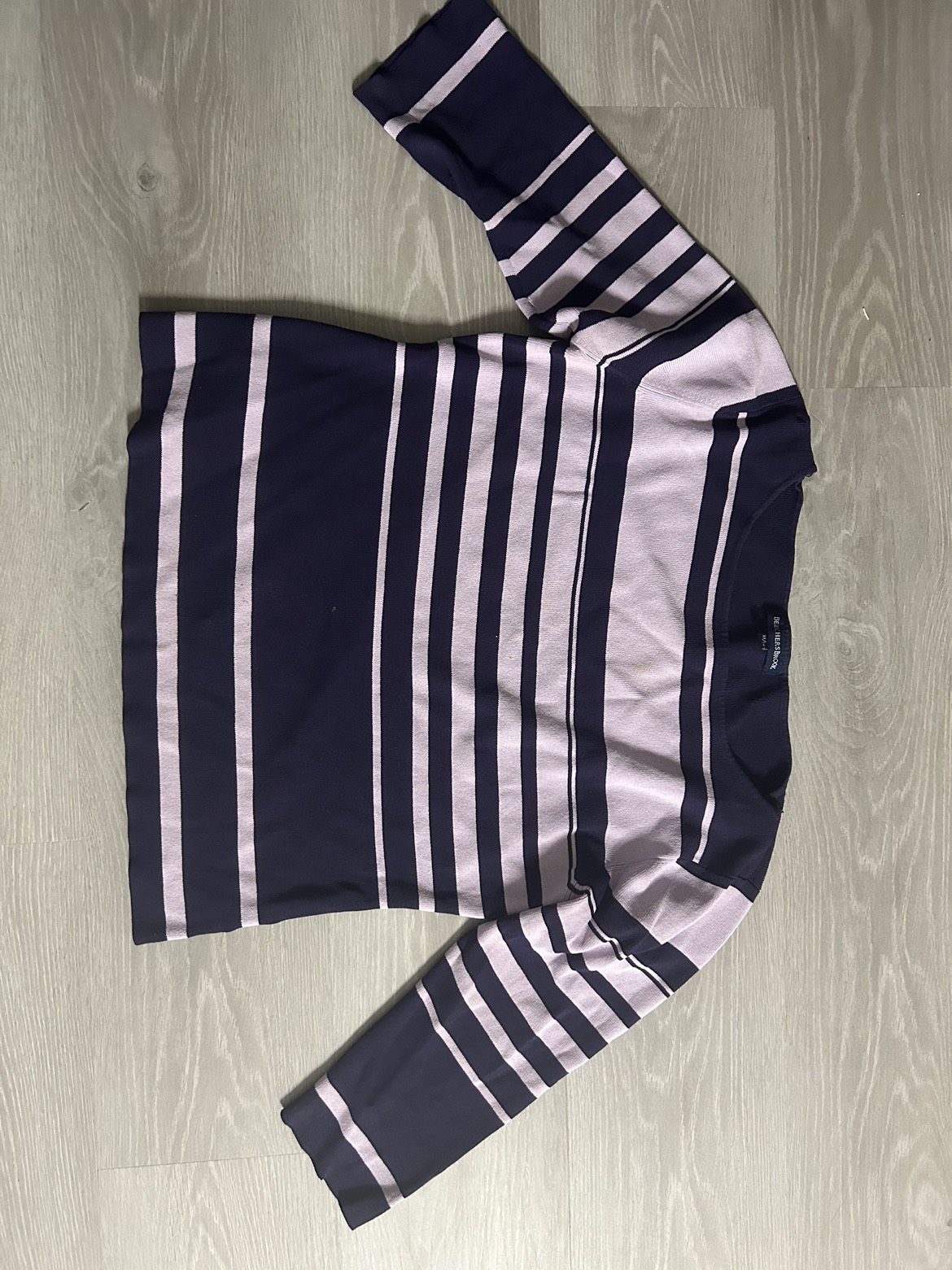 Women clothes thumbnail
