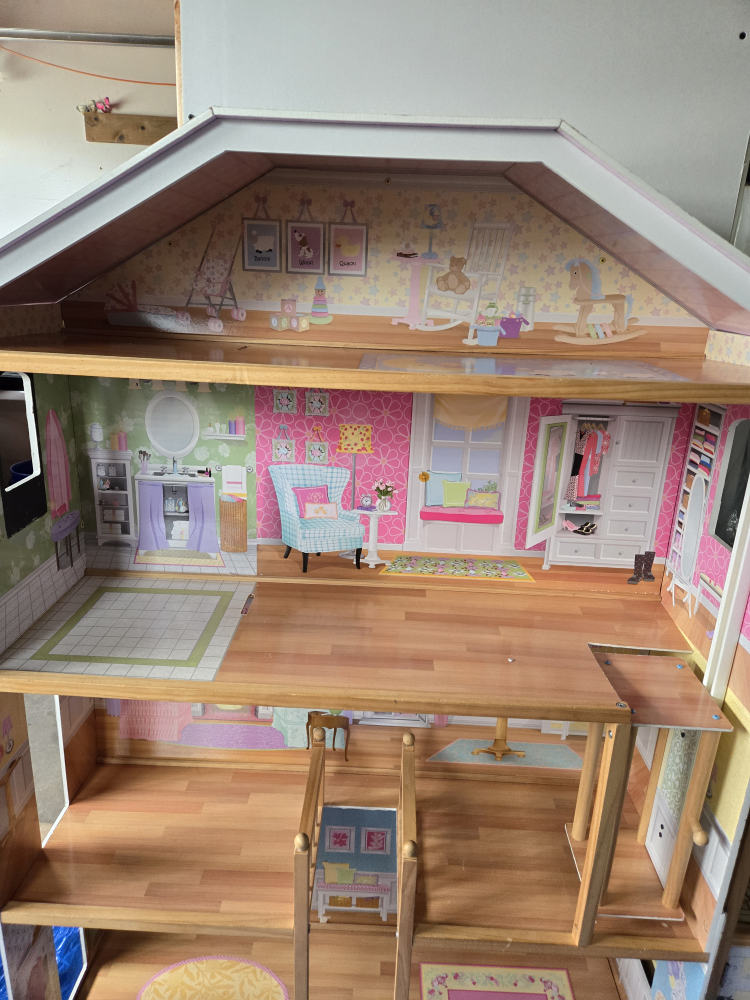 Kraft Dollhouse thumbnail
