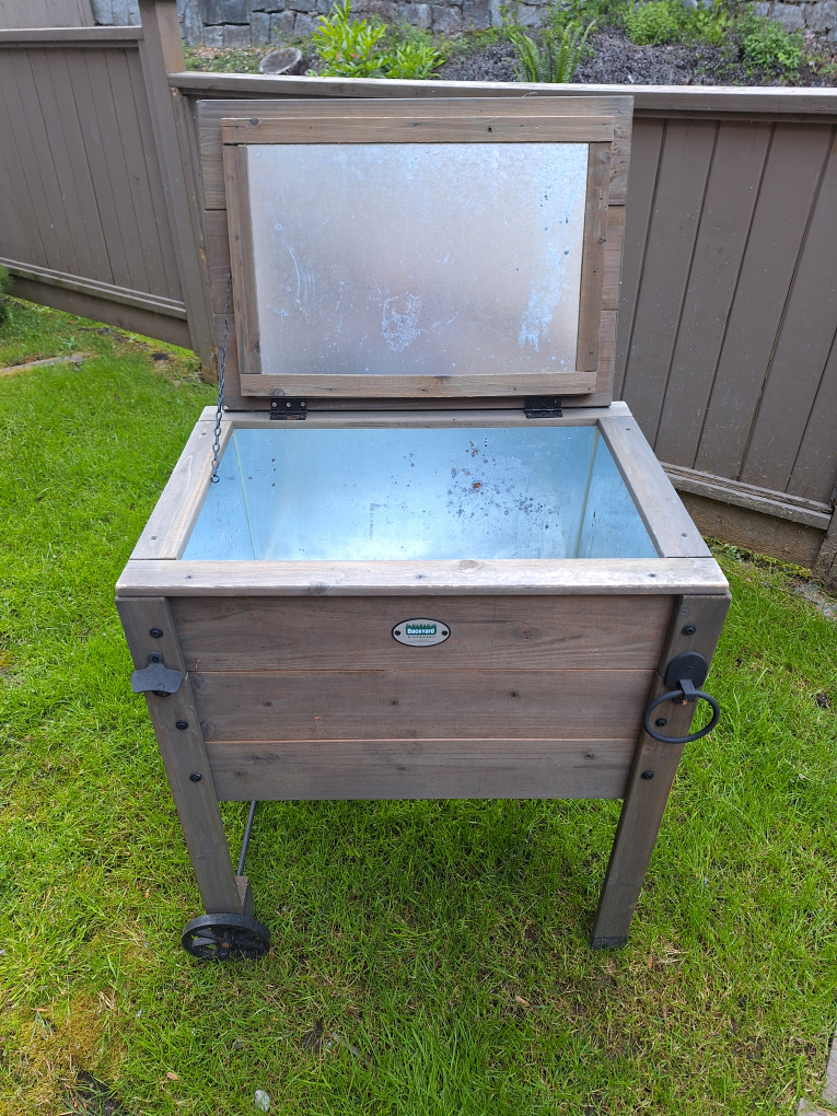 Large party outdoor cooler