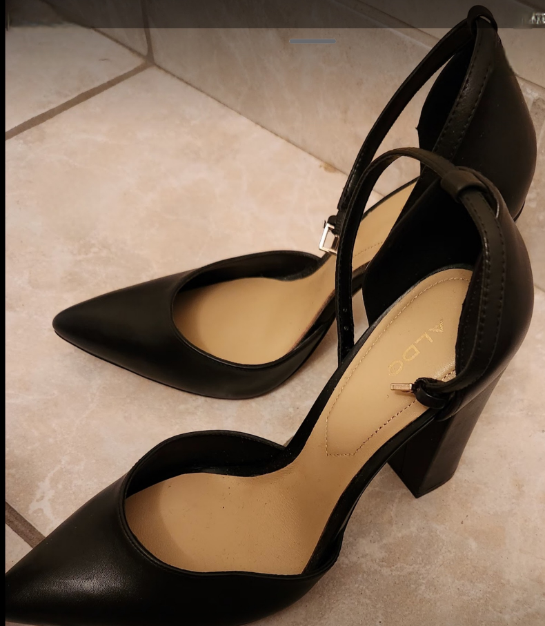 shoes heels thumbnail