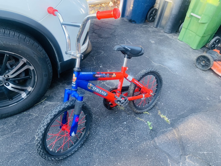 Spider man kids bike