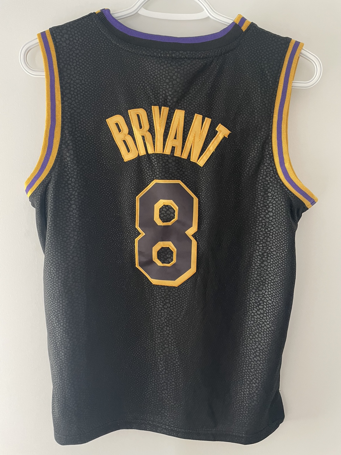 Lakers Bryant fan jersey thumbnail