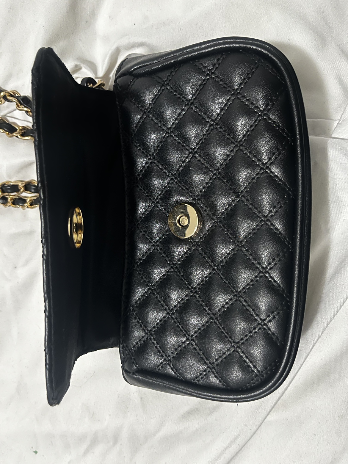 Black faux leather KENDALL + KYLIE side purse - photo 4
