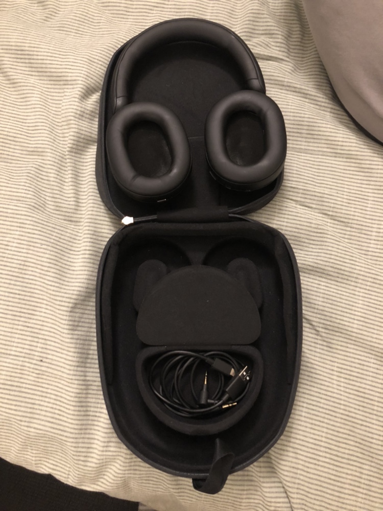 Sony WH-1000XM5 Wireless Headphones thumbnail