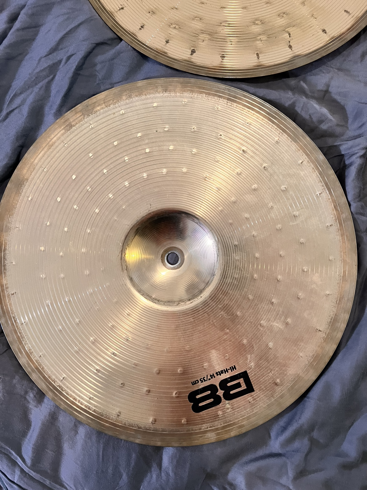 Cymbals with carrying case