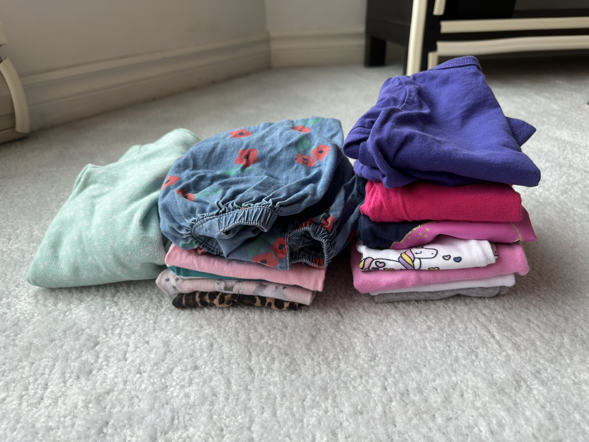 Baby girl clothing bundle 6-12M thumbnail