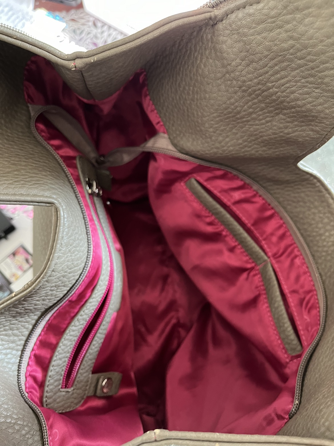 Tan designer purse. MAKE AN OFFER! - photo 5