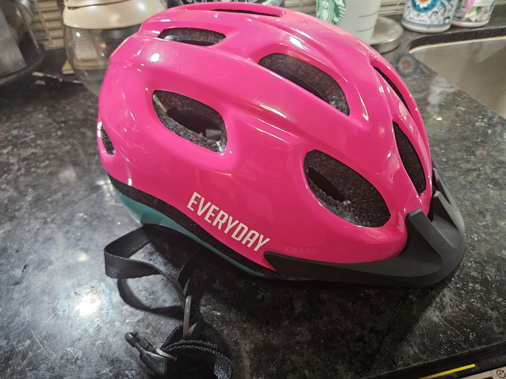 women's bicycle helmet thumbnail