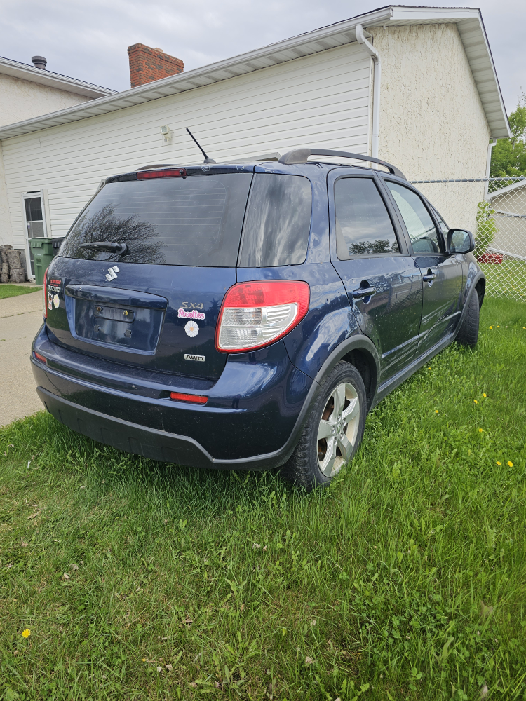 2010 Suzuki sx4 - photo 4