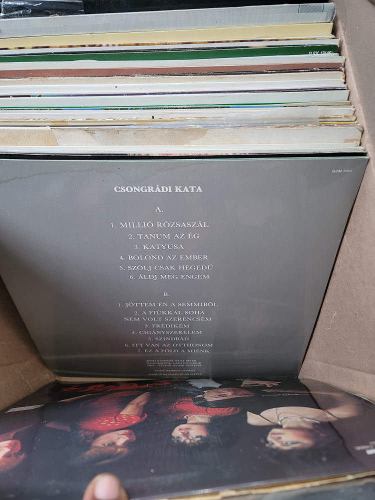 various old records image indicator(2)