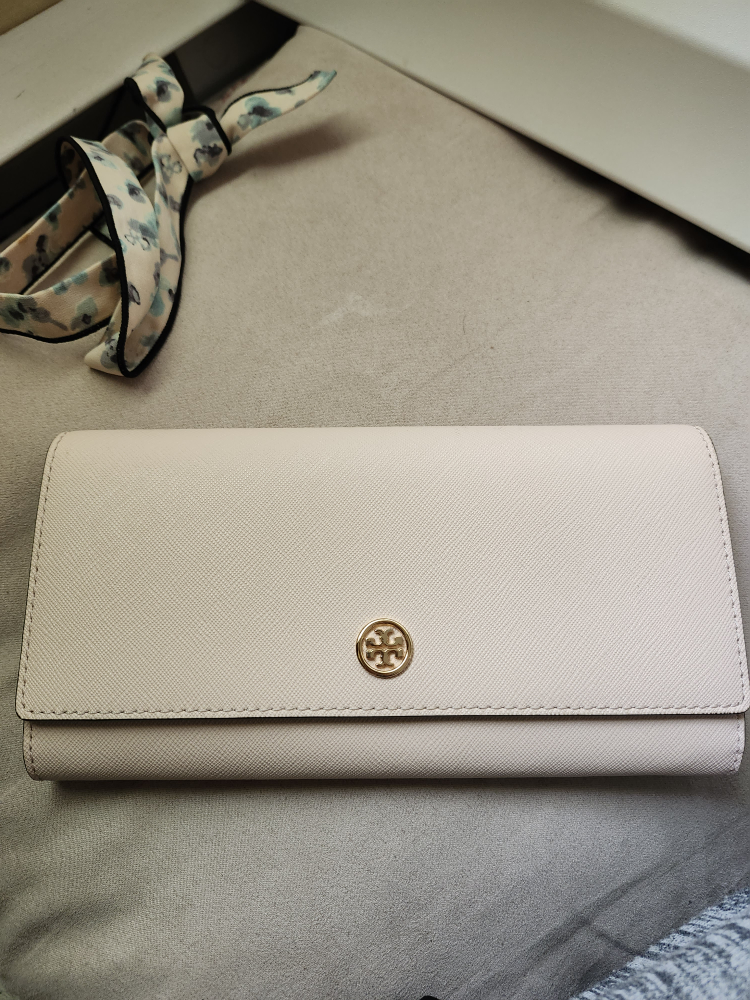 Tory Burch wallet
