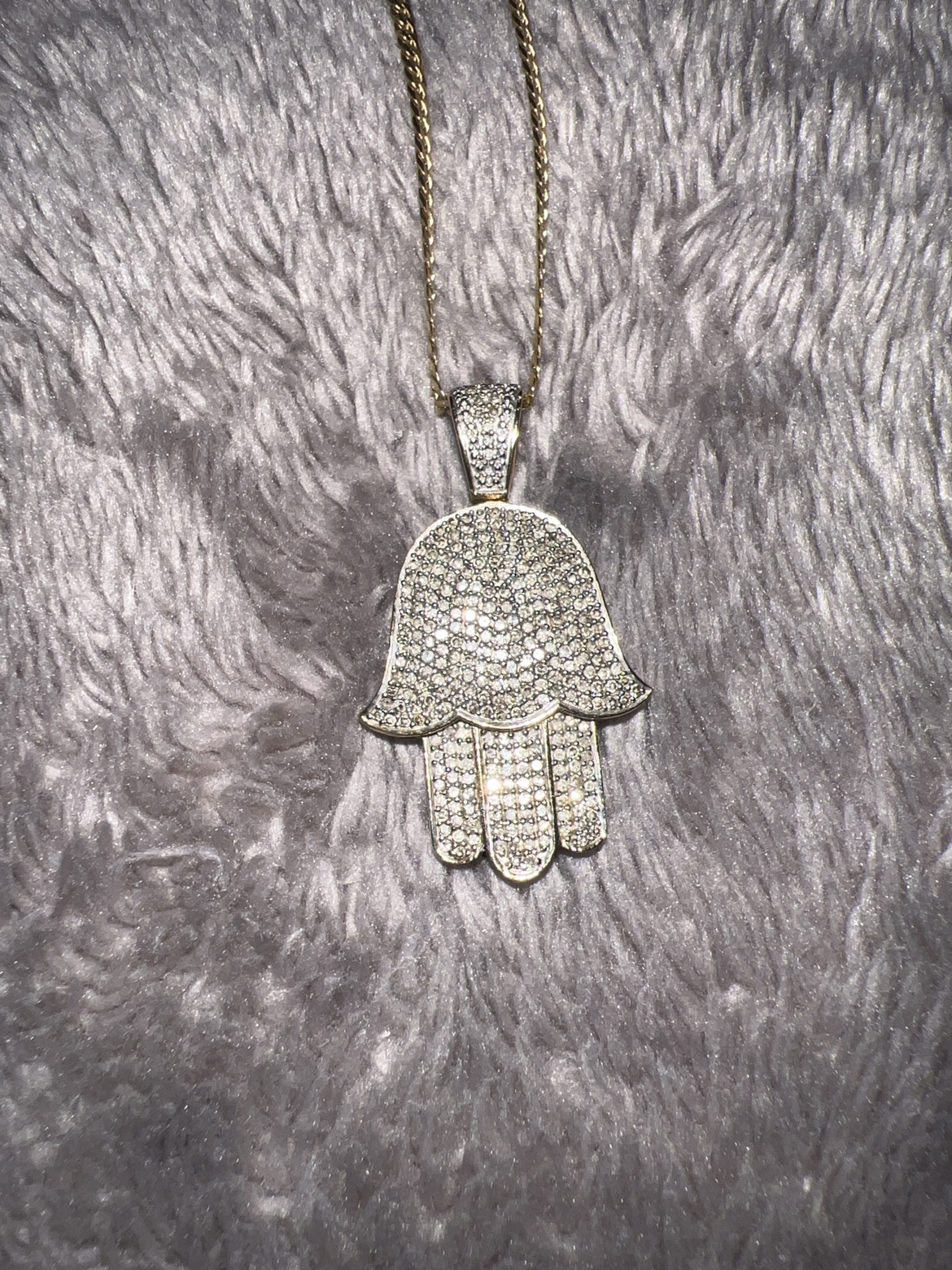 10K Hamsa pendant VS1 Diamomds image indicator(2)