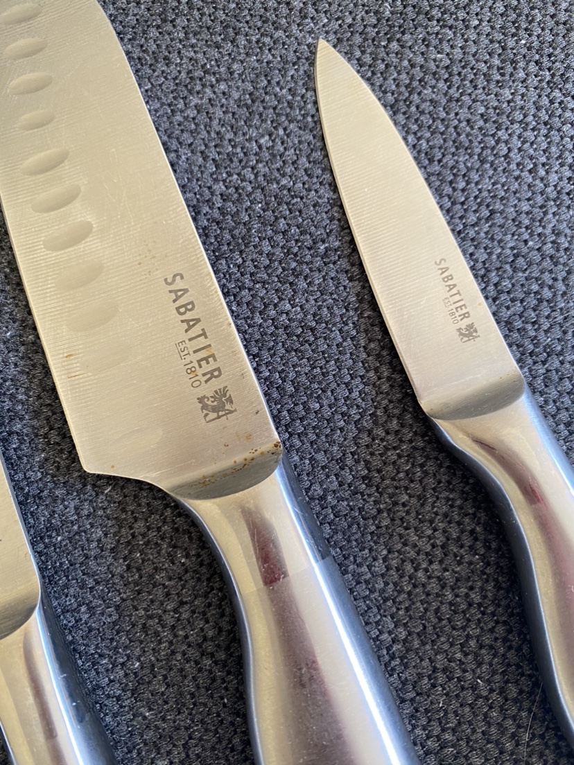Sabatier knife set with block #freecycle image indicator(2)