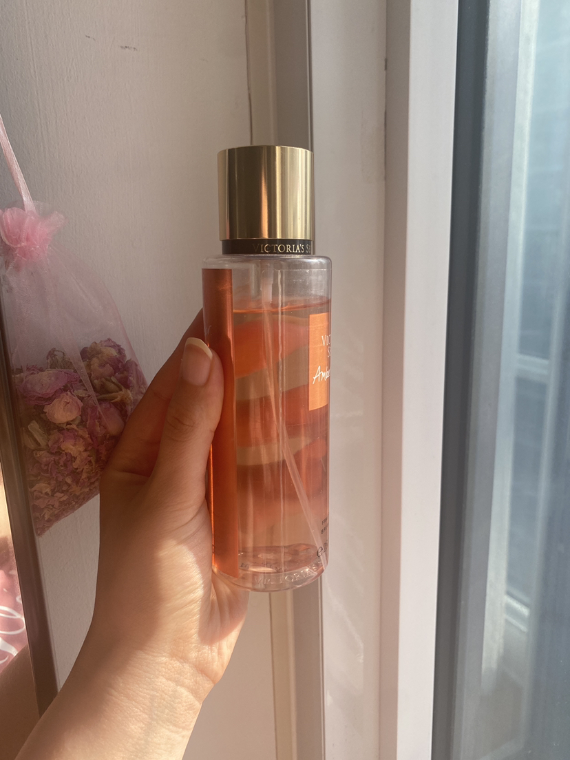 Amber romance body mist image indicator(2)