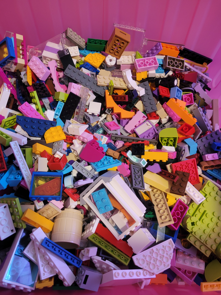 LEGO Lot of 1,500+ Pieces