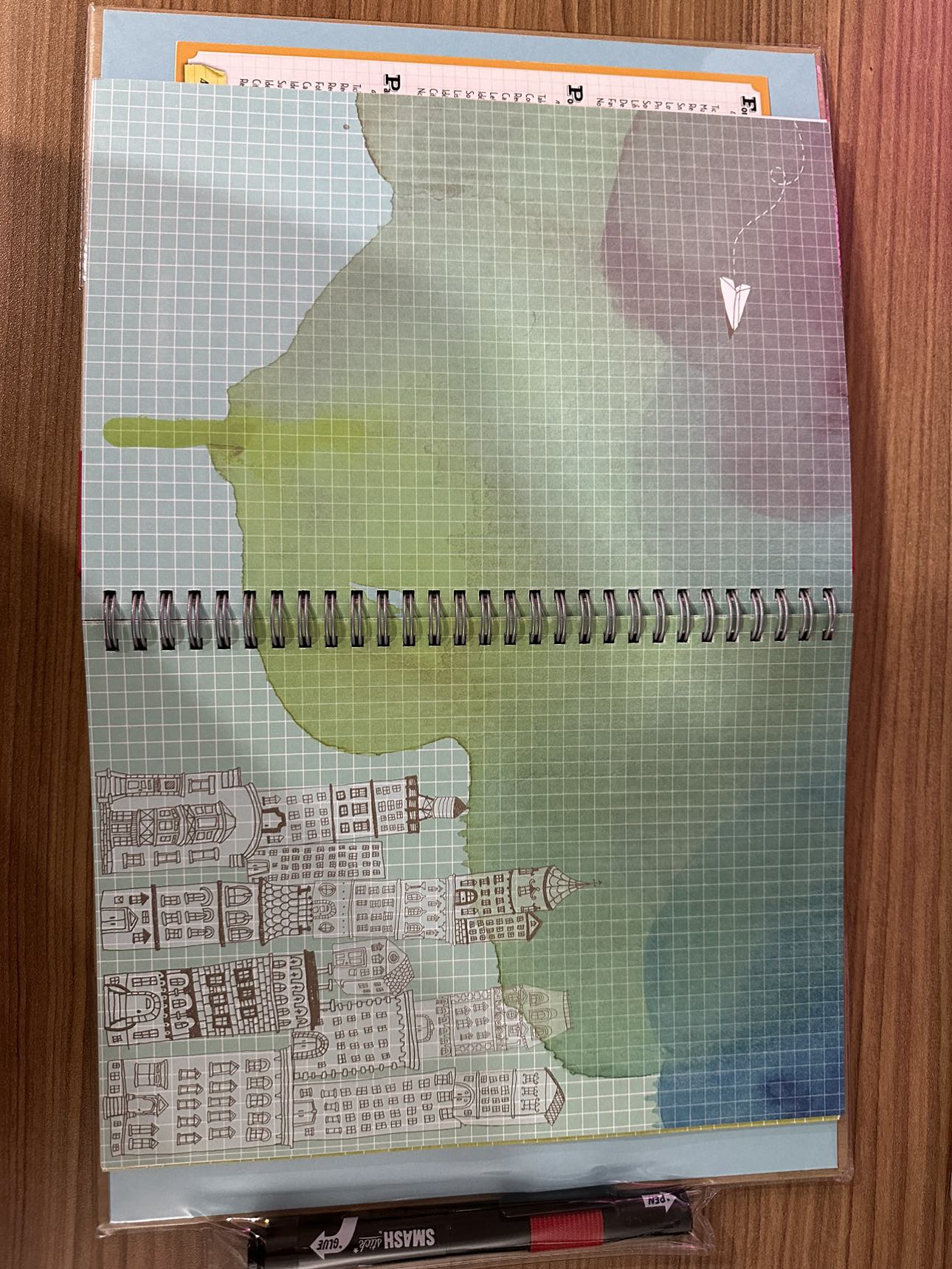 K&Company SMASH Scrapbook Journal image indicator(3)