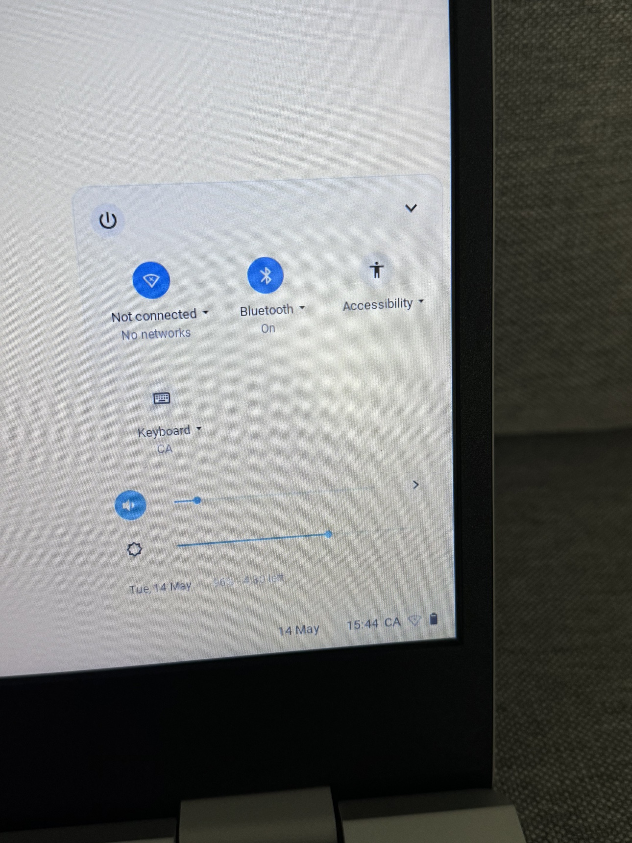 ASUS Chromebook CX1500N image indicator(4)
