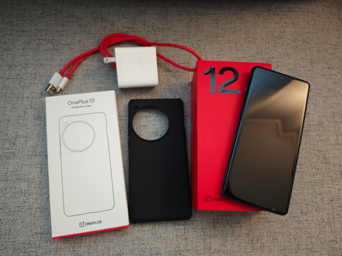 OnePlus 12 512GB Silky Black 🧡 thumbnail