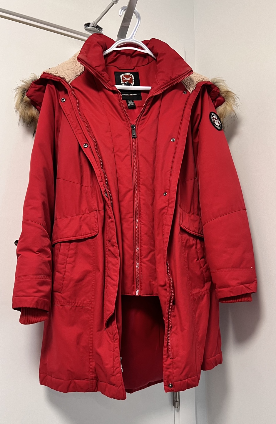 Women's winter coat size small thumbnail
