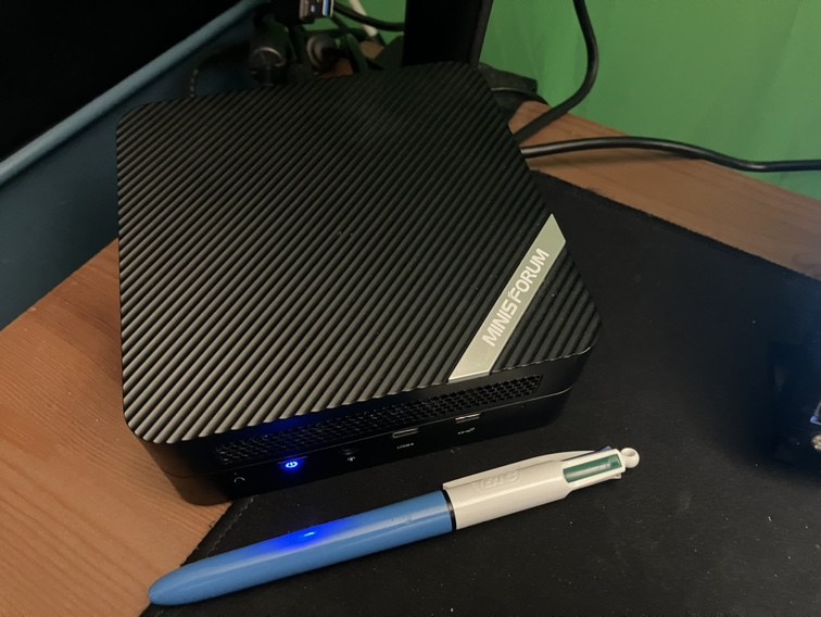 Ryzen 9 6900HX Mini Pc