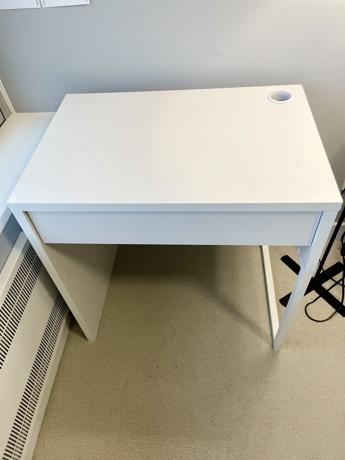MOVING SALE ‼️ White desk