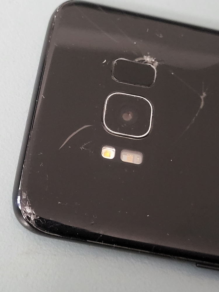 Samsung S8 (Read description) - photo 4