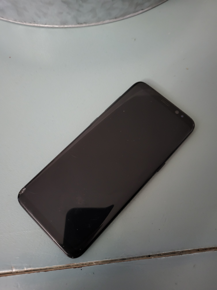 Samsung S8 (Read description)