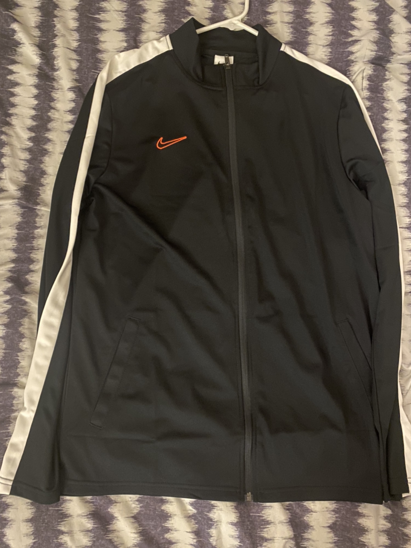 Nike tracksuits - photo 4