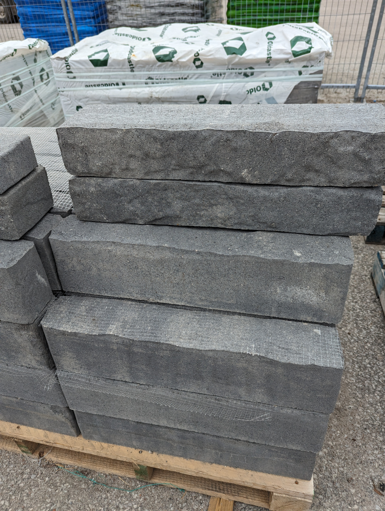 8 Stone Garden Blocks - photo 2