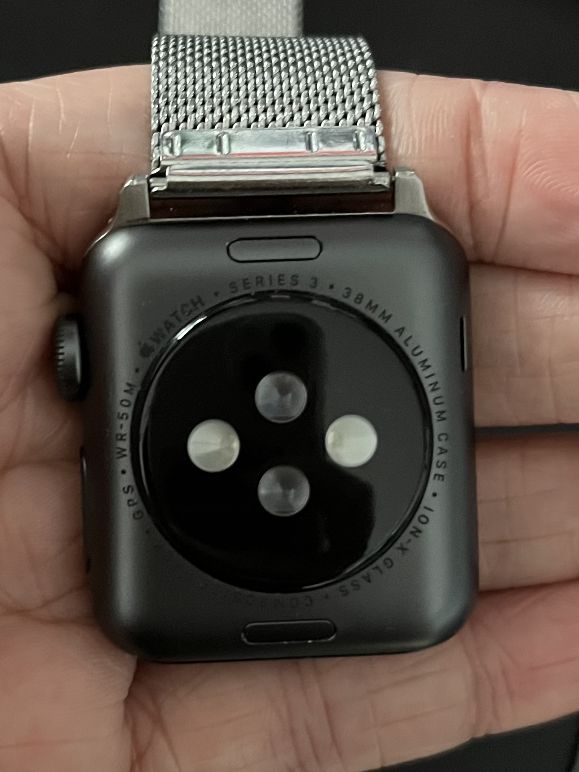 Apple Watch Series 3; 38mm image indicator(2)