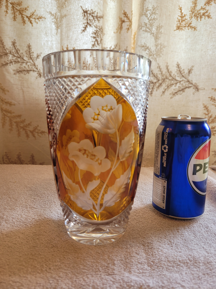Bohemian lead crystal vase, 1930s, #281.
