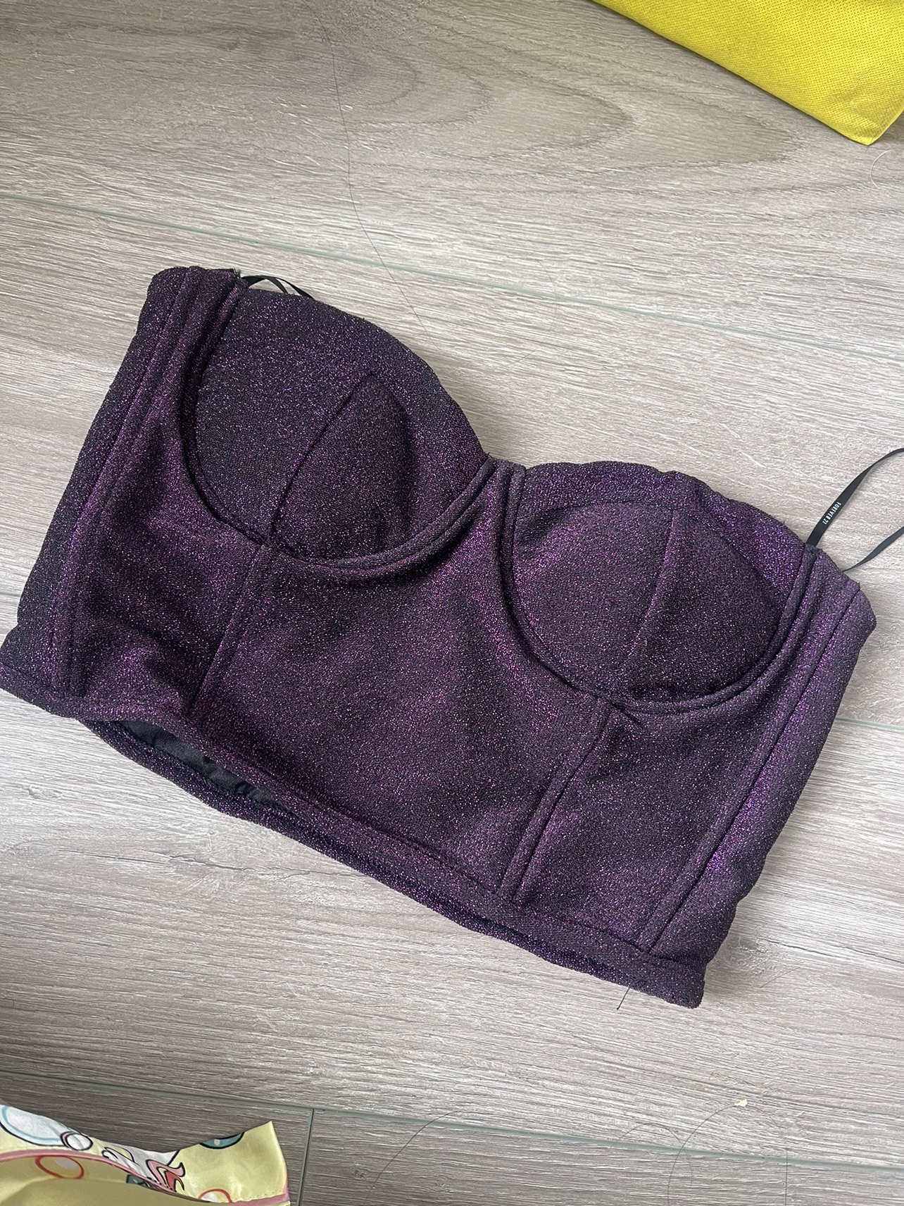 Women's Tops thumbnail