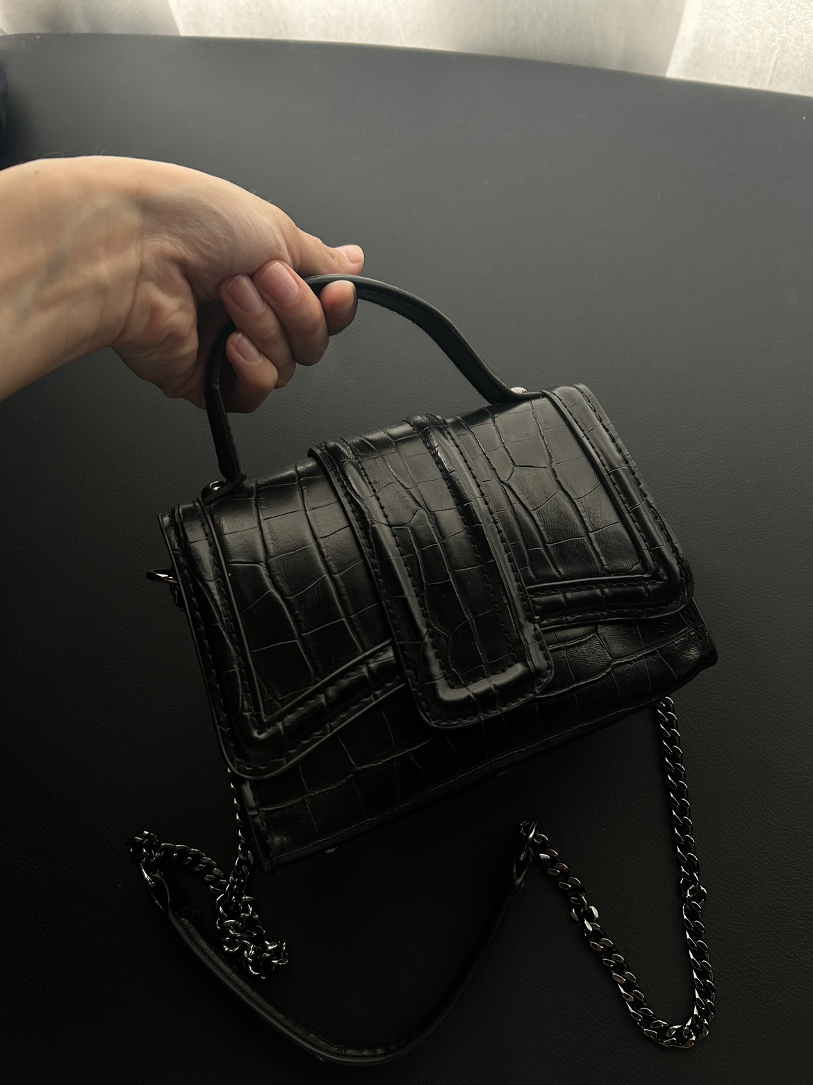 Mini Zara crocodile embossed chain purse - photo 2