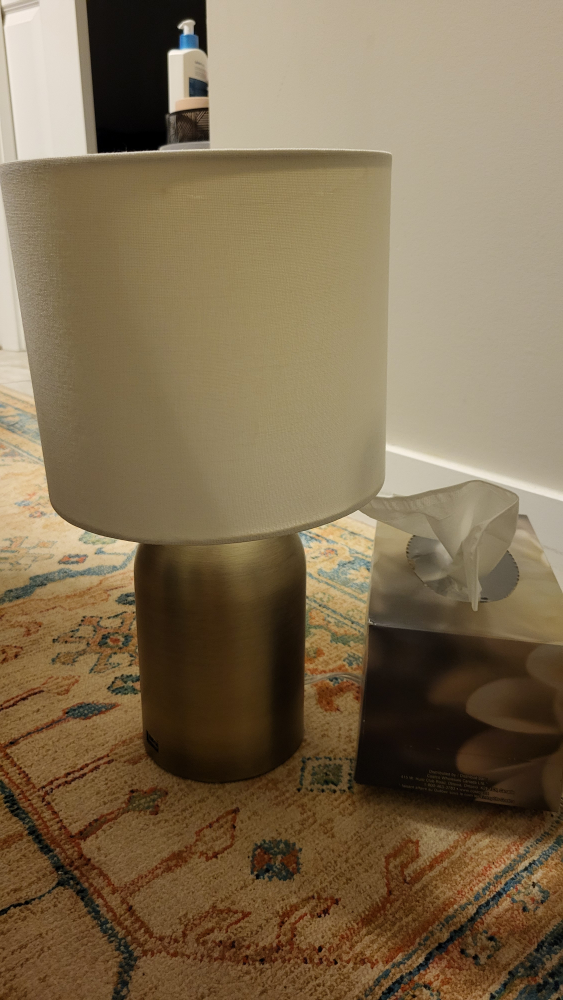 Side small lamp in the bedroom/living room - photo 5