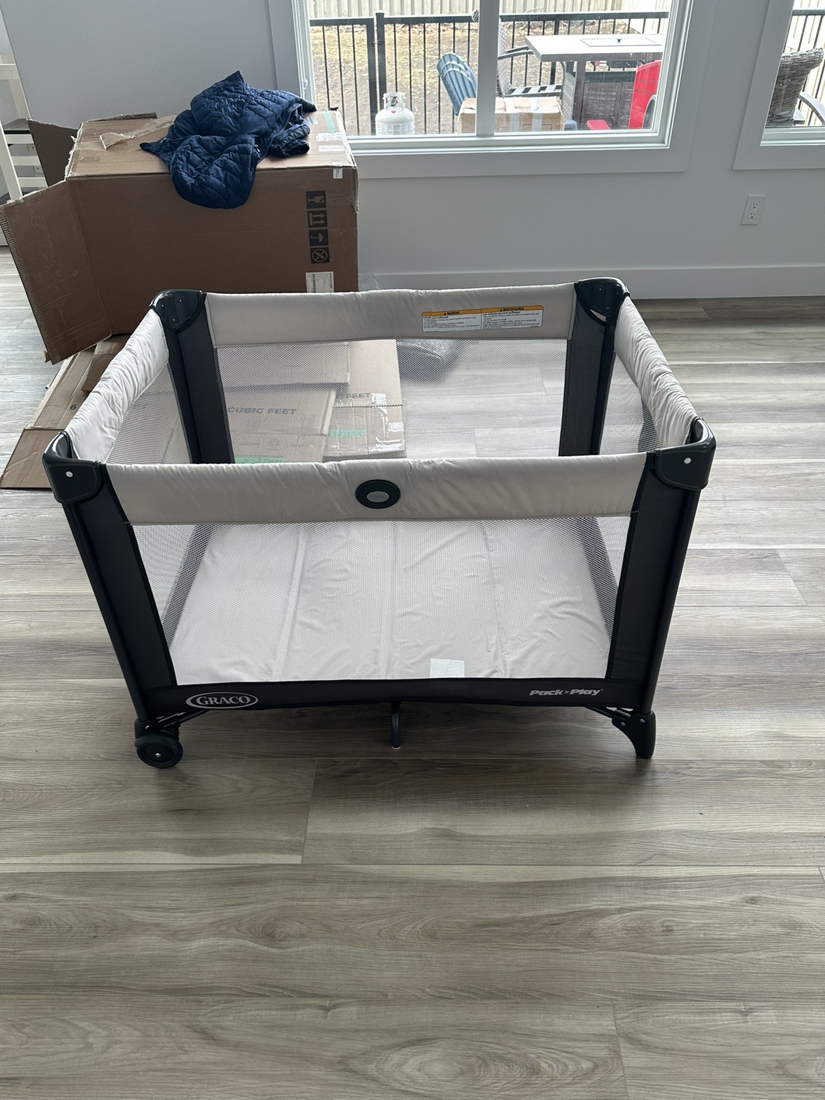 Graco Play Pen BRAND NEW - photo 3