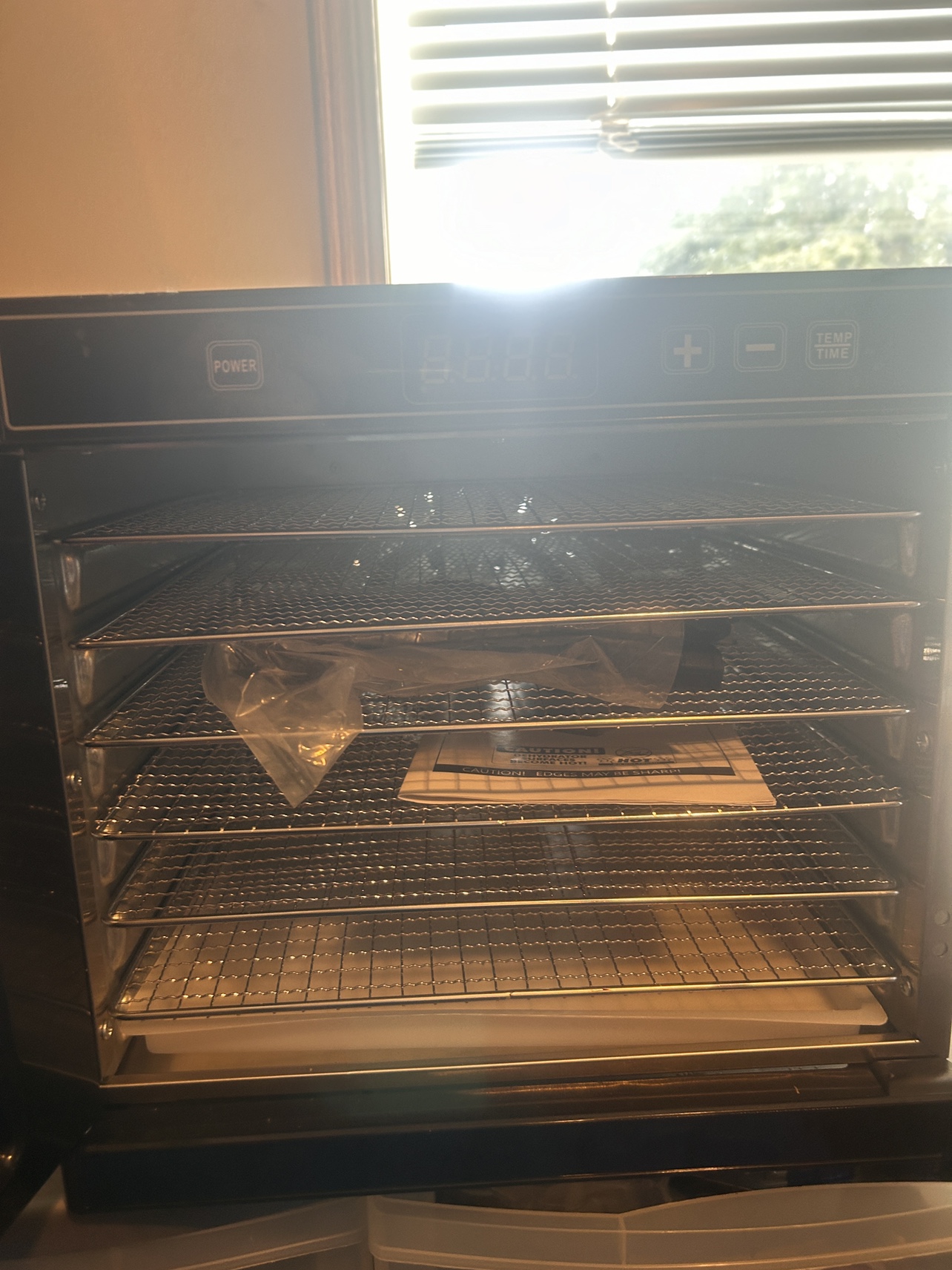 Stainless steel brand new dehydrator 6 rack - photo 2