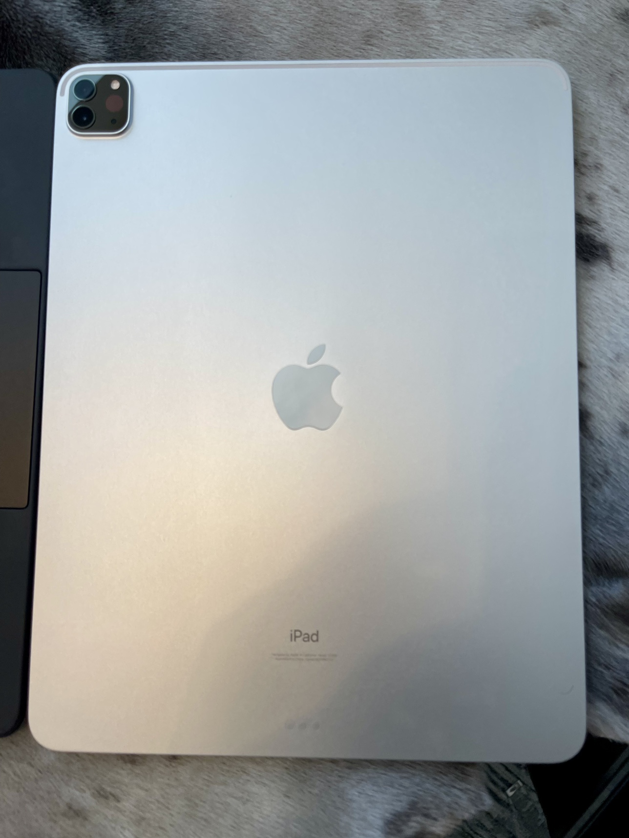 Apple iPad Pro 12.9” 4th Gen 256Gb, Apple Keyboard, Apple Pencil image indicator(8)