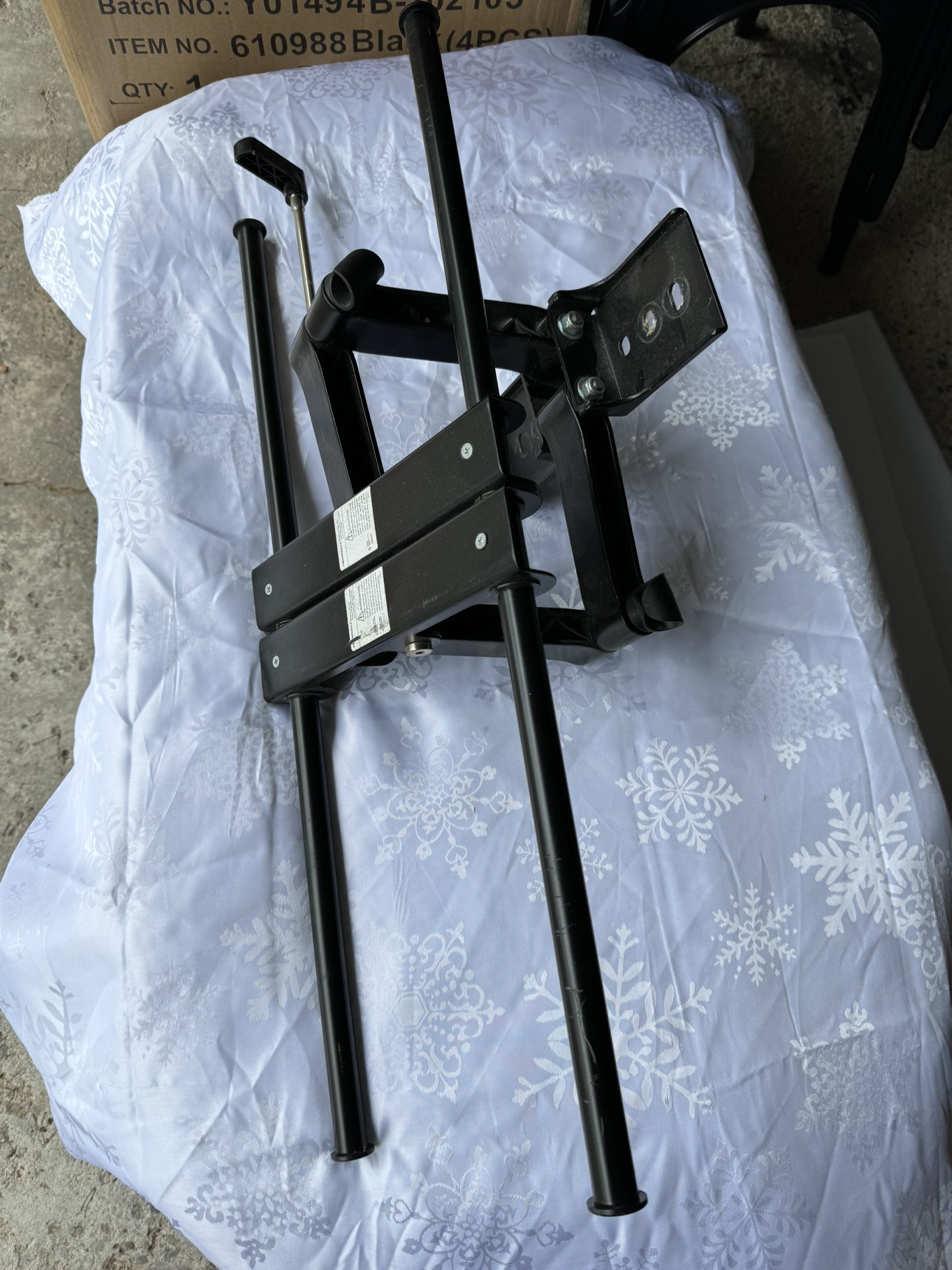 TV mounting brackets thumbnail