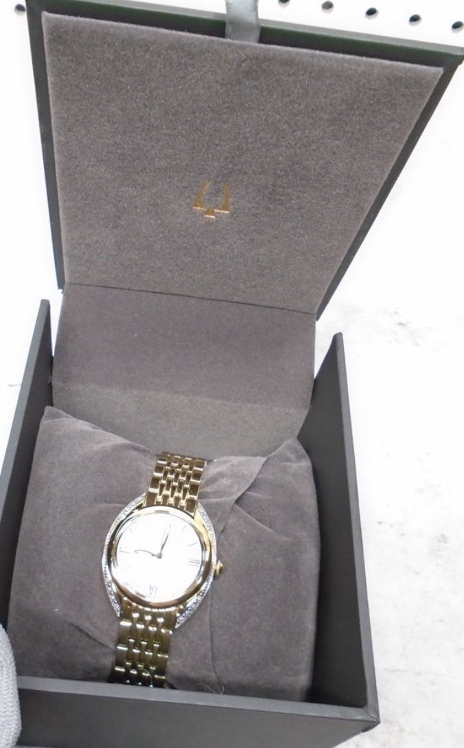 BULOVA CLASSIC DIAMOND QUARTZ LADIES WATCH - photo 3