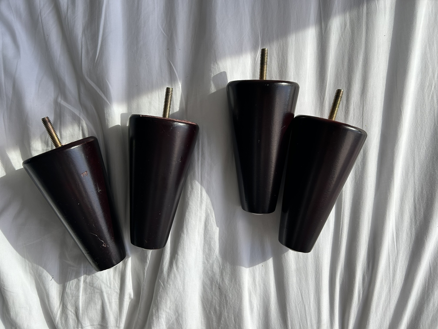 Couch Feet image indicator(3)