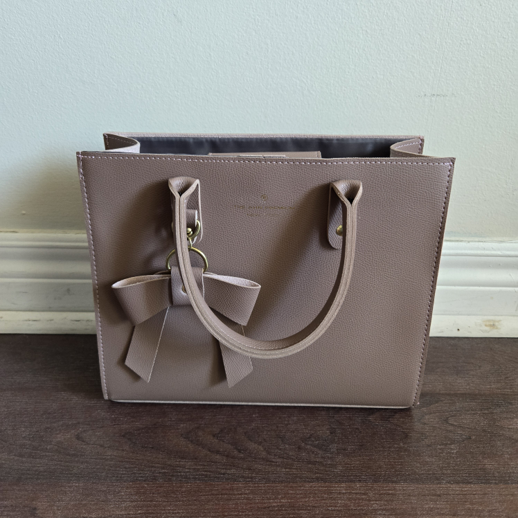 bags and off shoulder top - photo 3