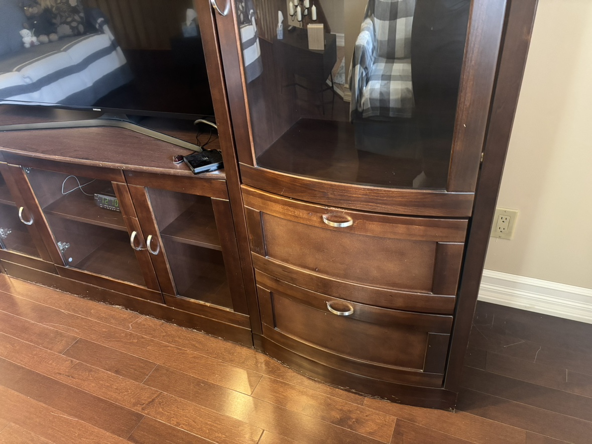 Free TV unit with Storage 4 pieces - photo 2