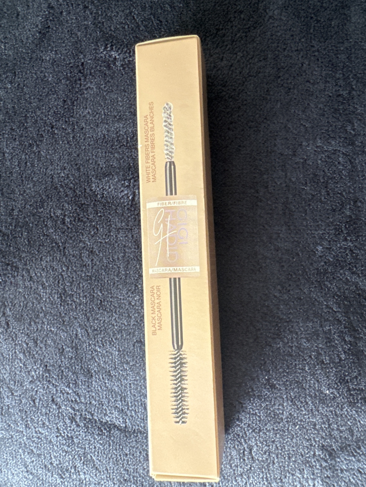 🥕 Brand new in box Gigi Hadid white fibres black mascara thumbnail