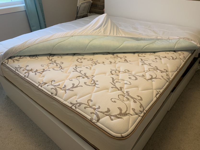 King size mattress - photo 3