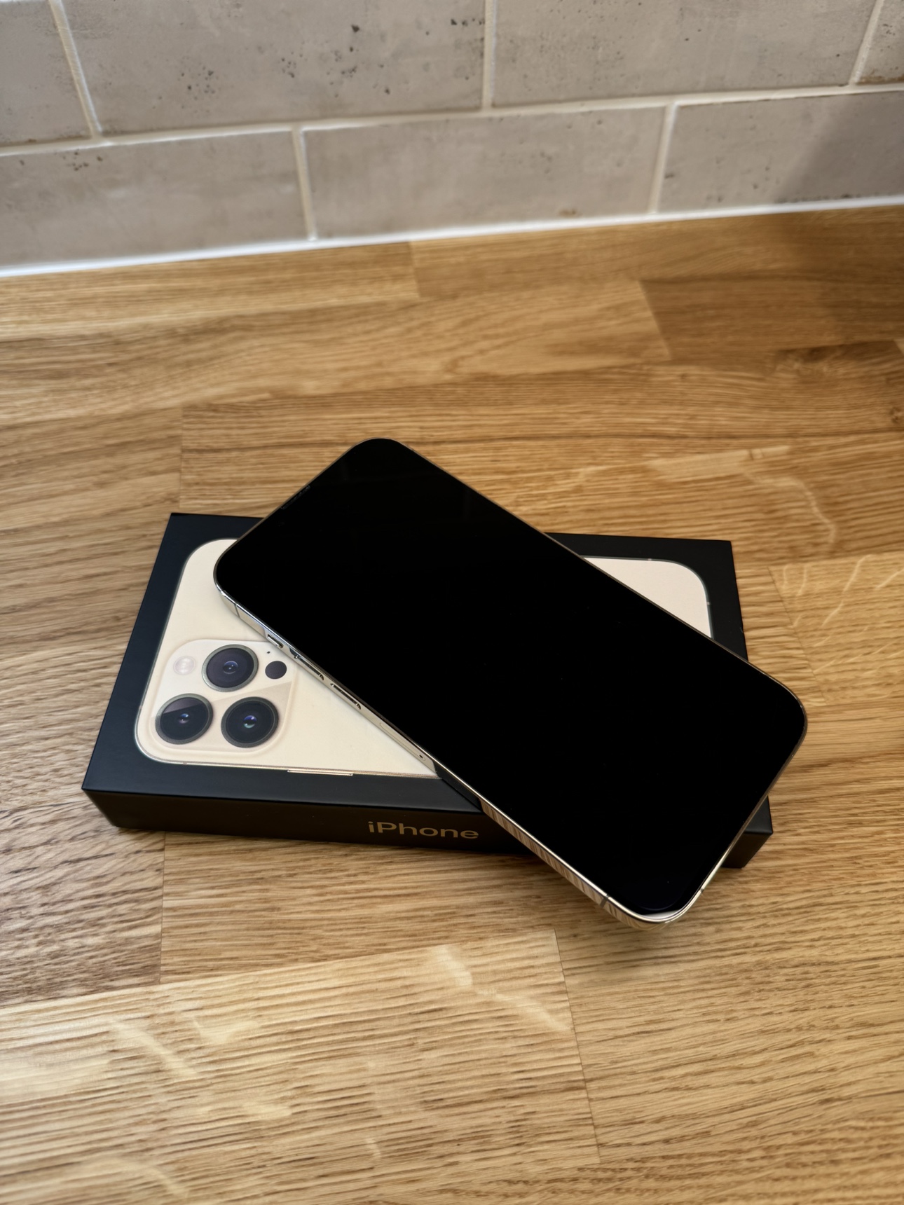 iPhone 13 Pro Max 1 TB gold - photo 4