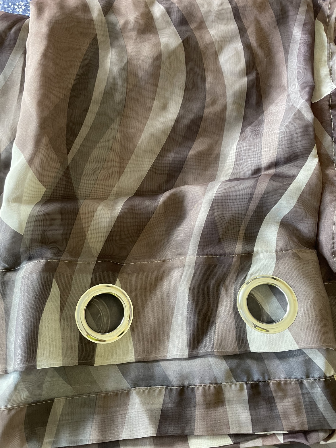 Curtains with 6 panels