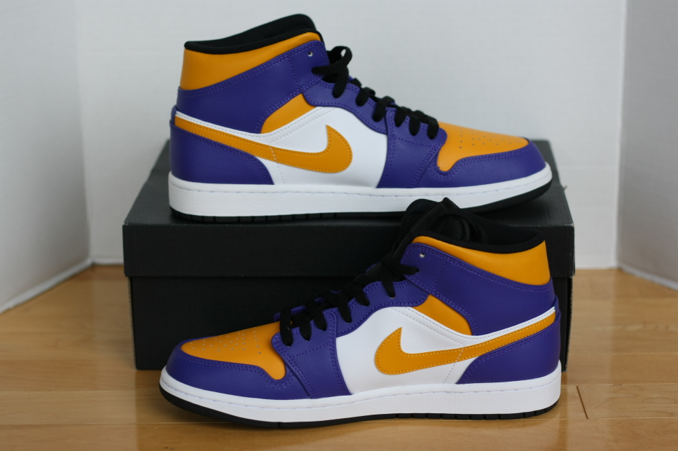 Jordan 1 Mid Lakers *NEVER WORN* *UNDER RETAIL* - photo 2
