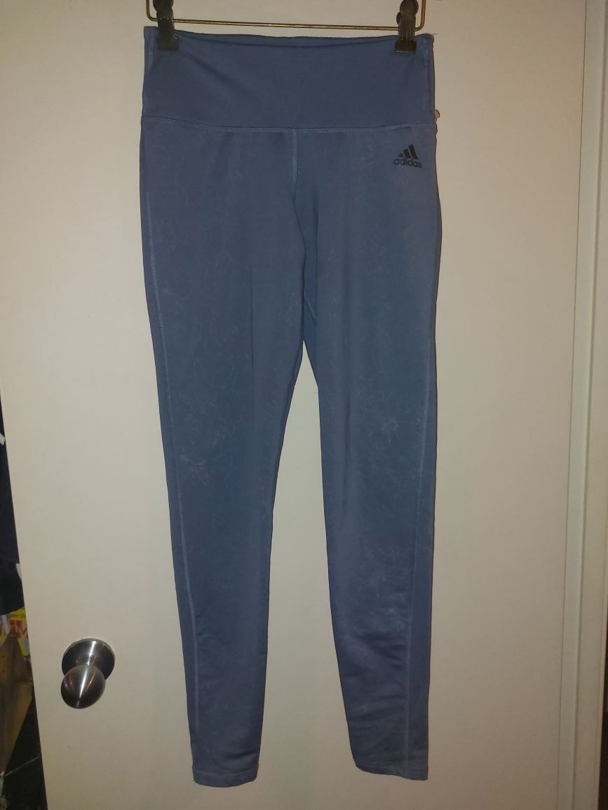 Women's Adidas Workout Leggings Yoga Pants Size XS-S Like New image indicator(3)
