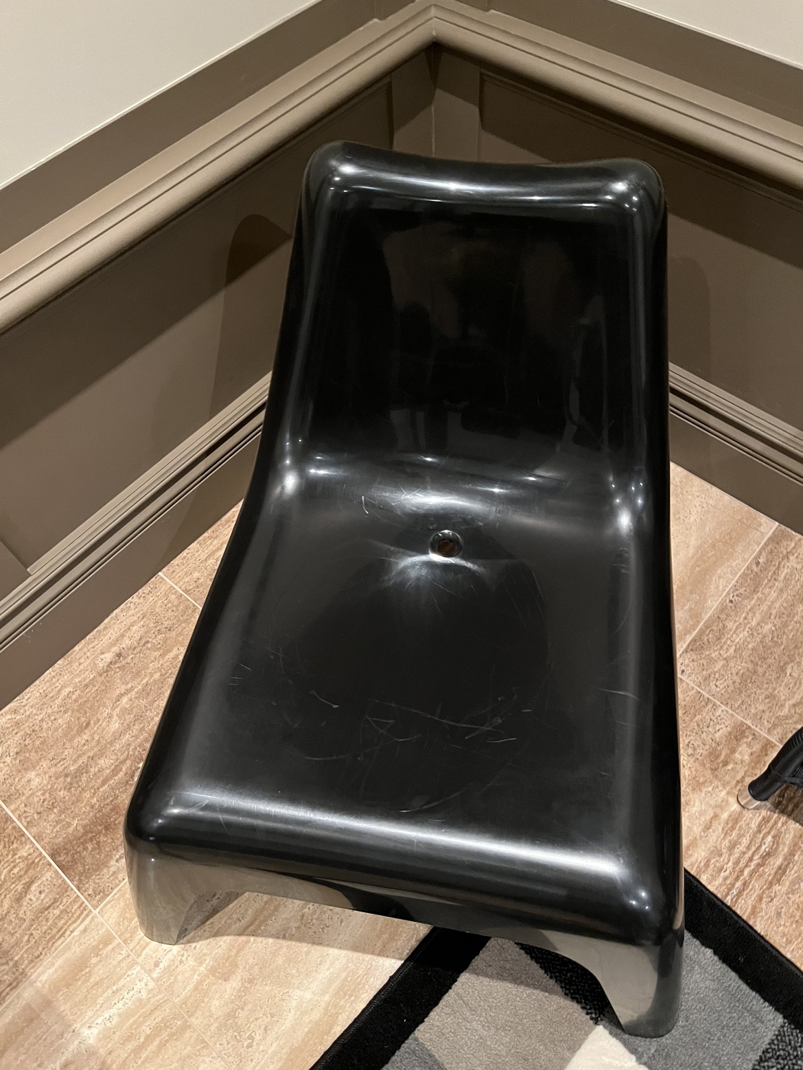 Moving sale Two black chairs - photo 3